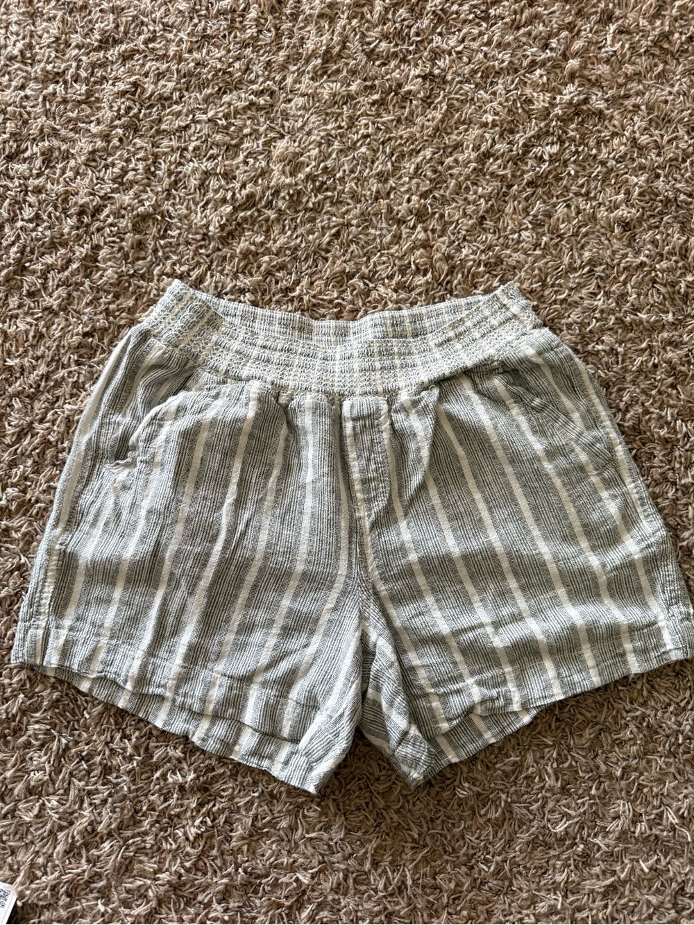 Briggs New York Lightweight Striped High-Waist Shorts - Gray & White - Picture 1 of 3